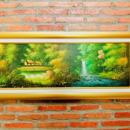 Griya Batik Giri Sekar Homestay Yogyakarta Exterior foto